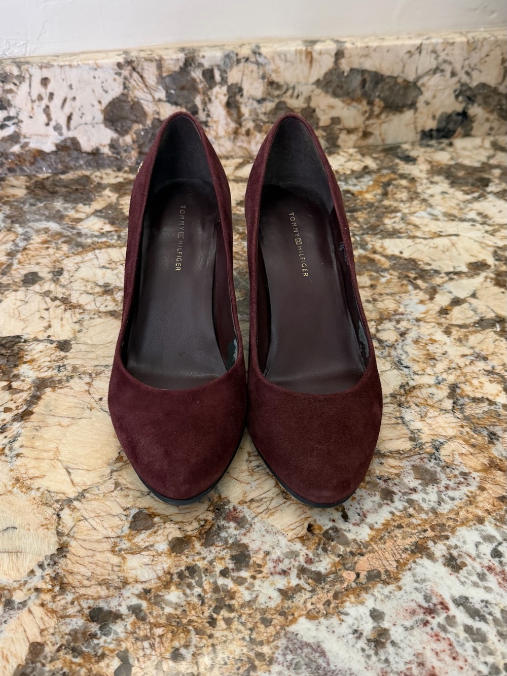 Tommy Hilfiger Women's Burgundy Suede Pumps